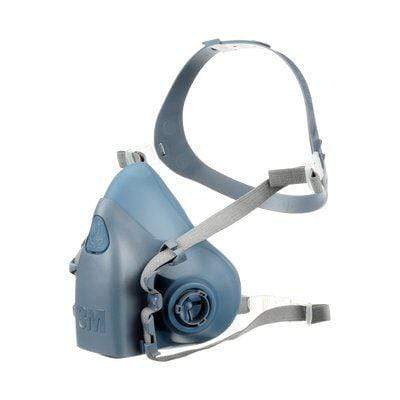 3M 7502 half facepiece reusable respirator in medium size with adjustable straps and exhalation valve for safety protection.