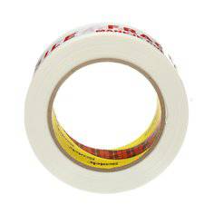 3M Scotch 3772-48X100 printed message box sealing tape in white, 48mm x 100m, with tri-lingual message for packaging sealing.