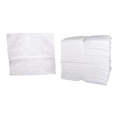 3M PetRolleum sorbent pad high capacity for absorbing spills, shown in a clean, folded state on a white background.