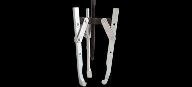 Gray PO17 - 13 TON CAPACITY, ADJUSTABLE JAW PULLER, LONG/3 JAW, 17" SPREAD GRAY TOOLS PO17 - eGrimesDirect