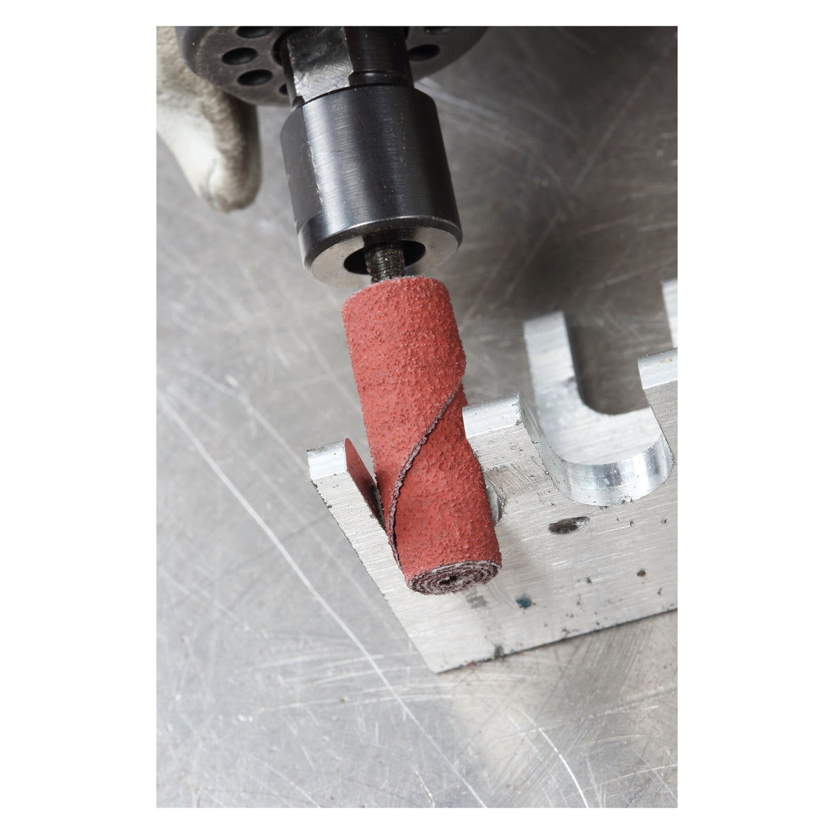 3M Standard Abrasives STA-702233 CR-FT AO-RB P120 sanding disc, 1/2 x 2 x 1/8 inch, designed for surface finishing and grinding.