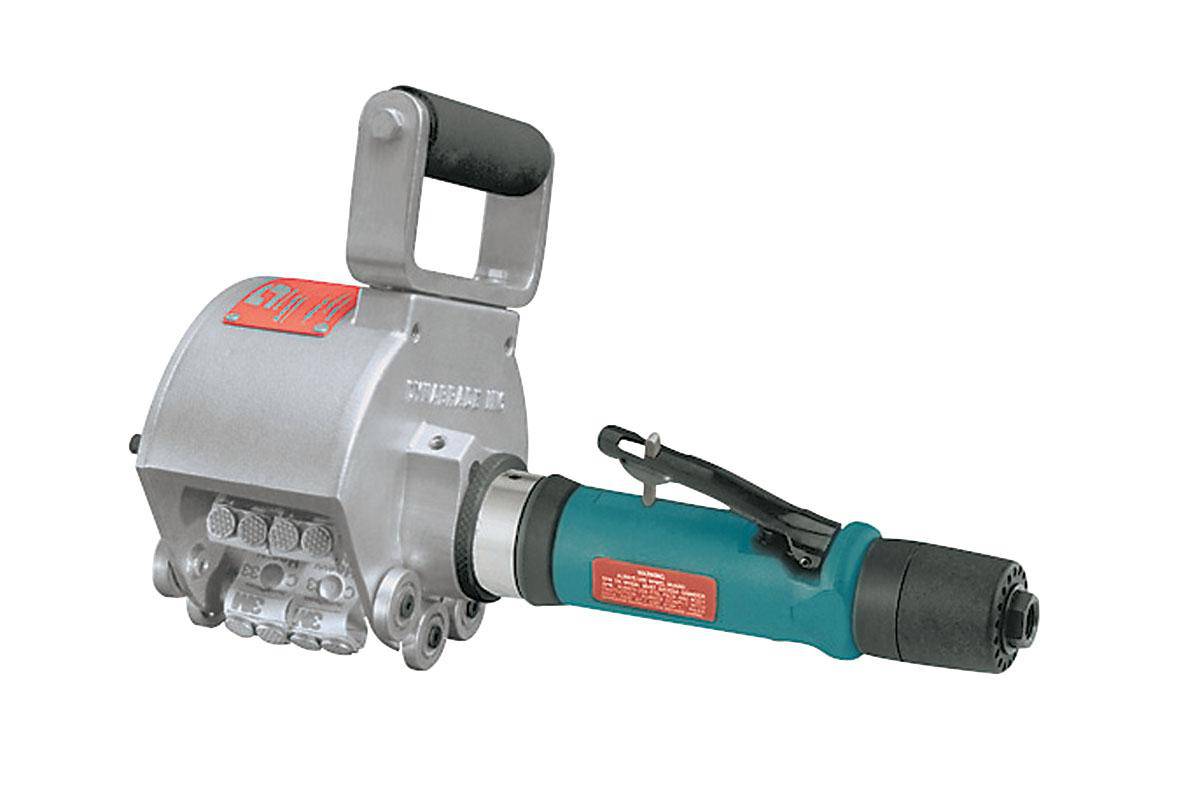 Dynabrade Dynascaler 30304 surface preparation tool, hand-held scaler with 0.7 hp, straight-line design, 2400 rpm, rear exhaust, 2-inch hub