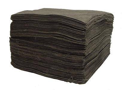 SpilKleen UP118-9 medium pads for spill absorption, showing soft, absorbent material and compact design.